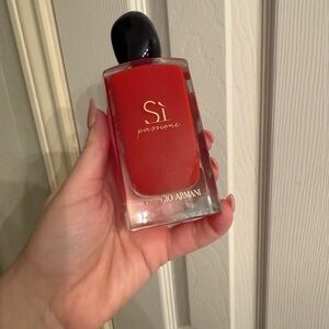 Giorgio Armani Si Passionate Bottle